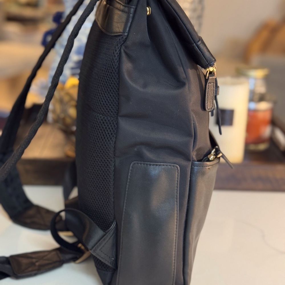 🖤 JIVIVIL  CHARLIE CHAPLIN BLACK LEATHER AND NYLON BACK PACK! - Picture 5 of 14